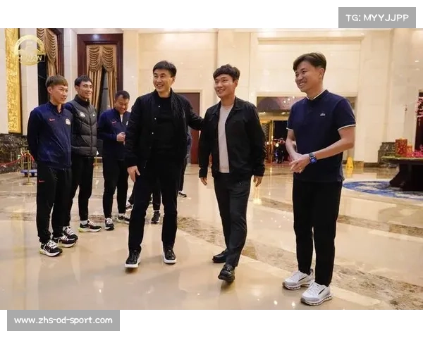 河南建业足球队新任主教练正式上任未来赛季目标明确及战略部署分析 河南建业足球队新任主教练正式上任未来赛季目标明确及战略部署分析